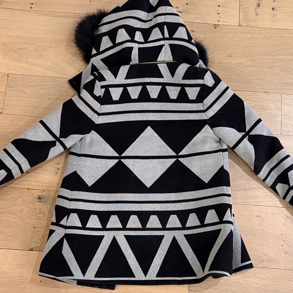 Geometric Patterned Coat Thick Wool With Real Fox… - image 6